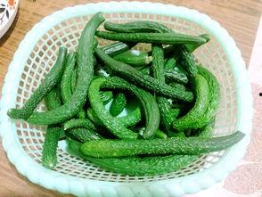 吃小瓜怎么写,揭秘“吃小瓜”背后的趣味与智慧