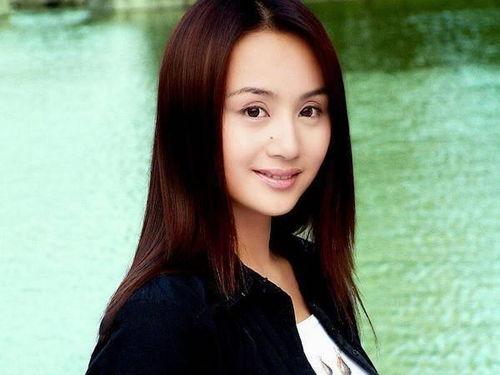 娱乐吃瓜君曹颖