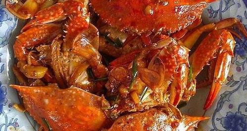 吃螃蟹可以吃哈密瓜吗